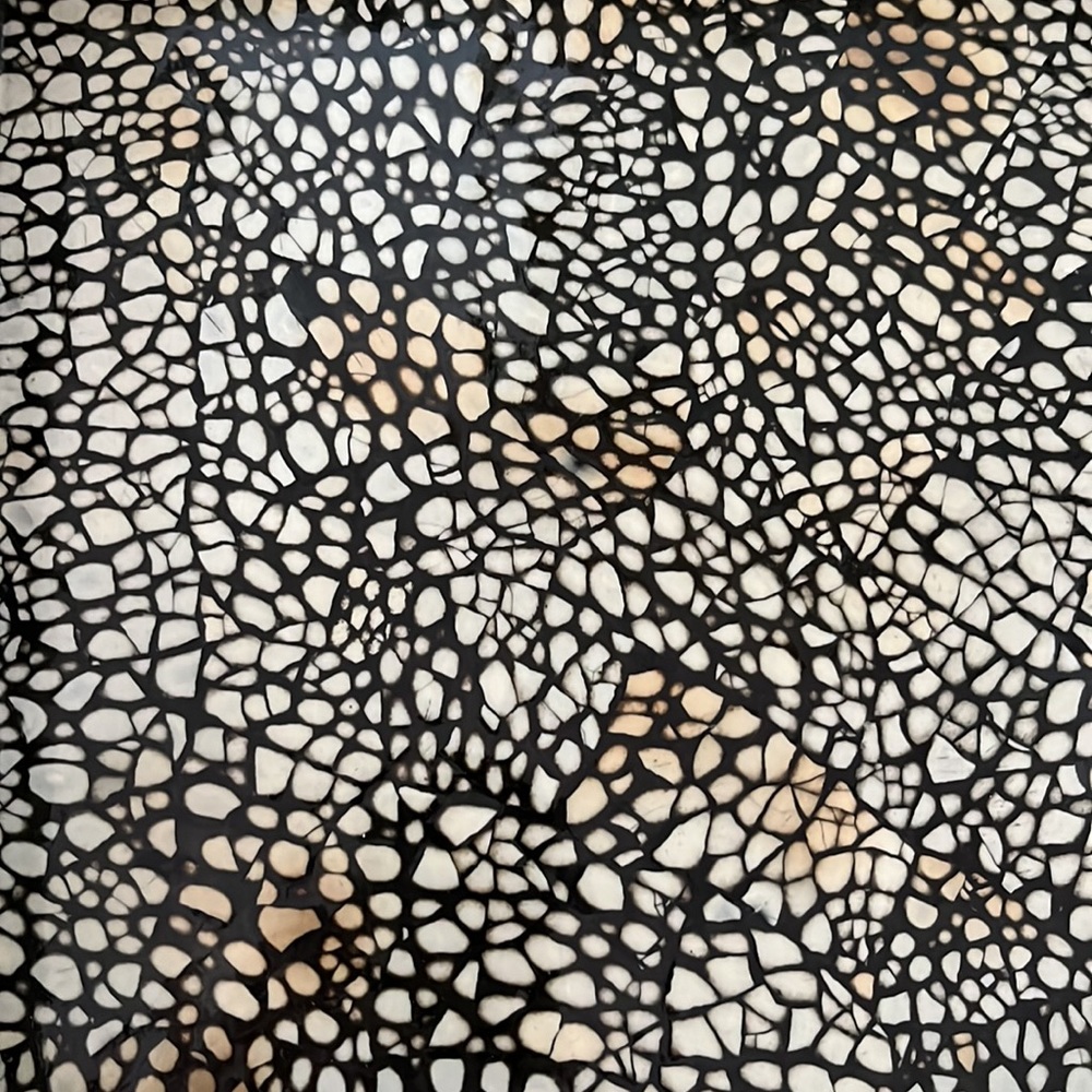 Inlaid Giraffe Pattern Handled Tray Black Cream Tan - Picture 5 of 8